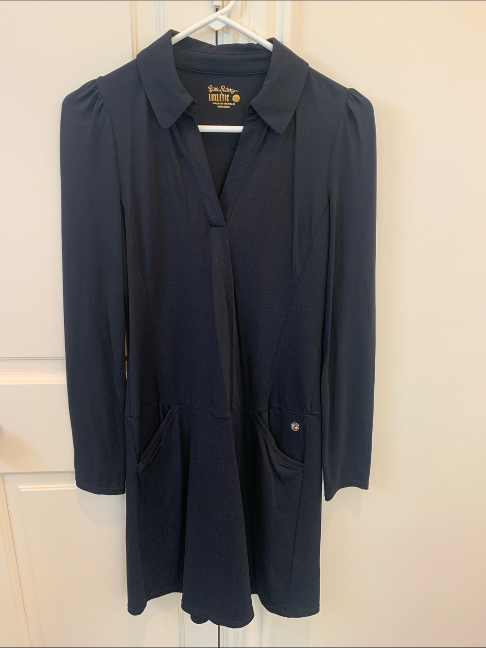 LIKE NEW Lilly Pulitzer Luxetic Long Sleeve Collared Dress with Pockets